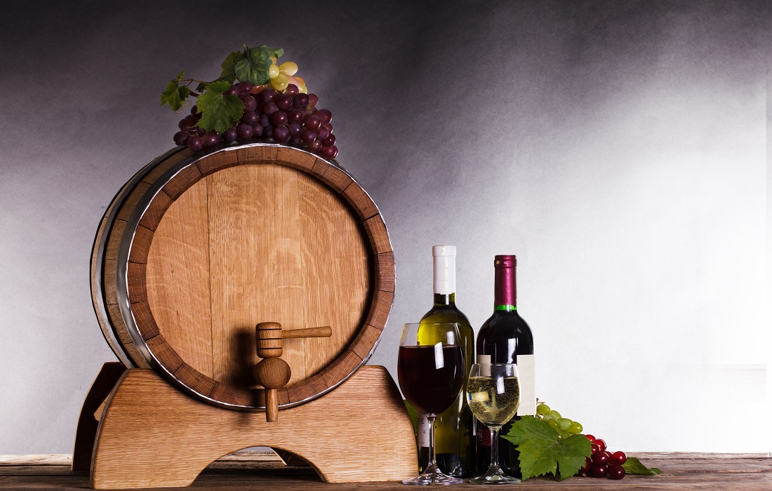 Read more about the article From Vine to Glass: The Fascinating Process of Winemaking