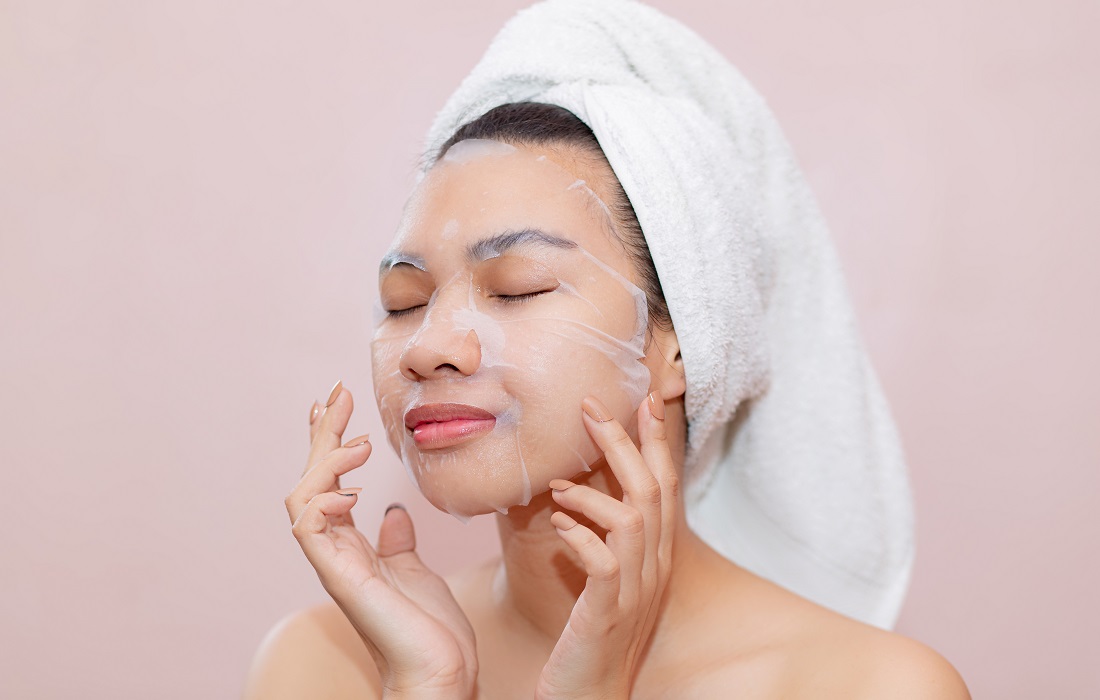 Read more about the article 3 Age-Defying Skincare Ingredients You Should Know About